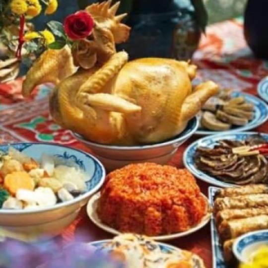 Mâm cỗ gà cúng